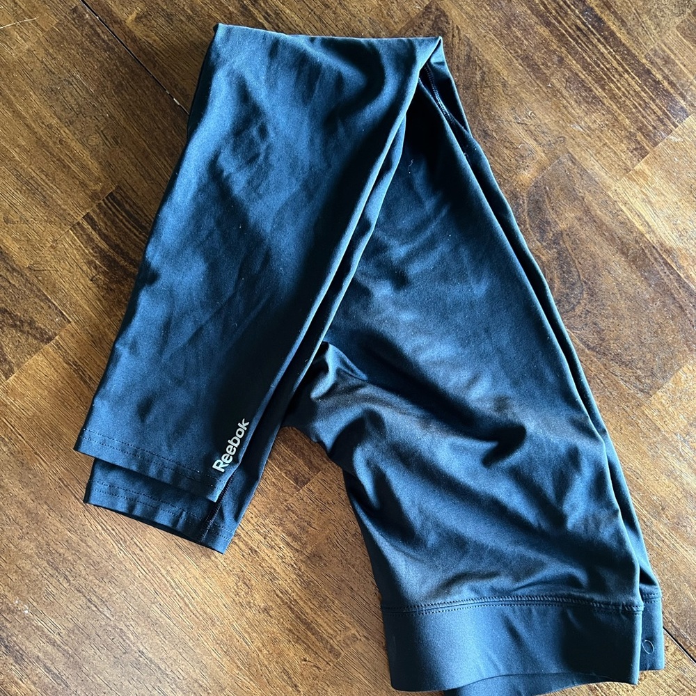 Medium Reebok Leggings